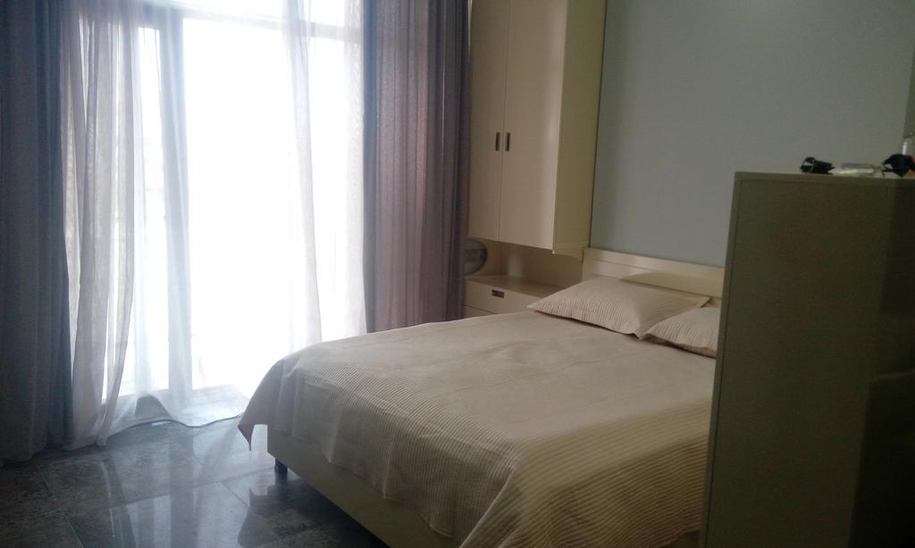 Apartament Gia Μπατούμι Εξωτερικό φωτογραφία